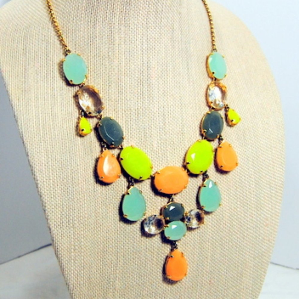 Statement Jewelry Necklace Gold Pastel Stones